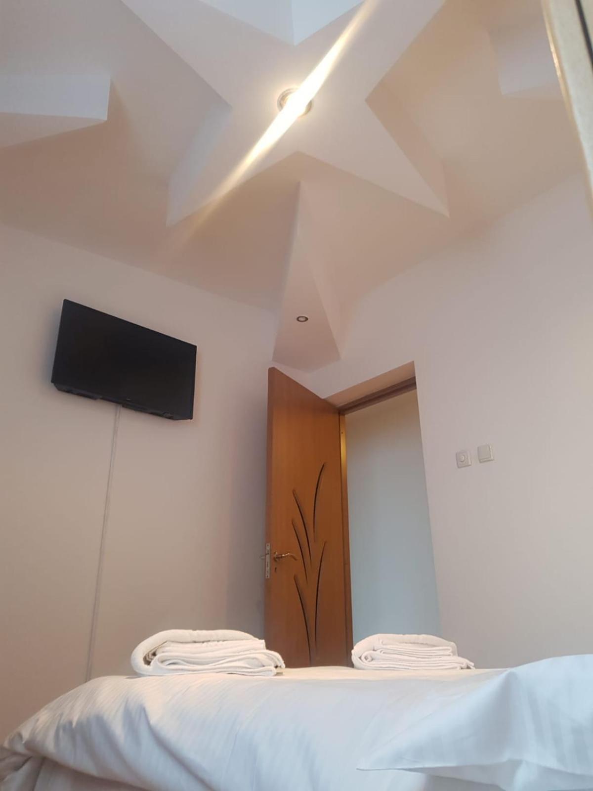 Special Apartment Nadeva Suceava Exterior photo